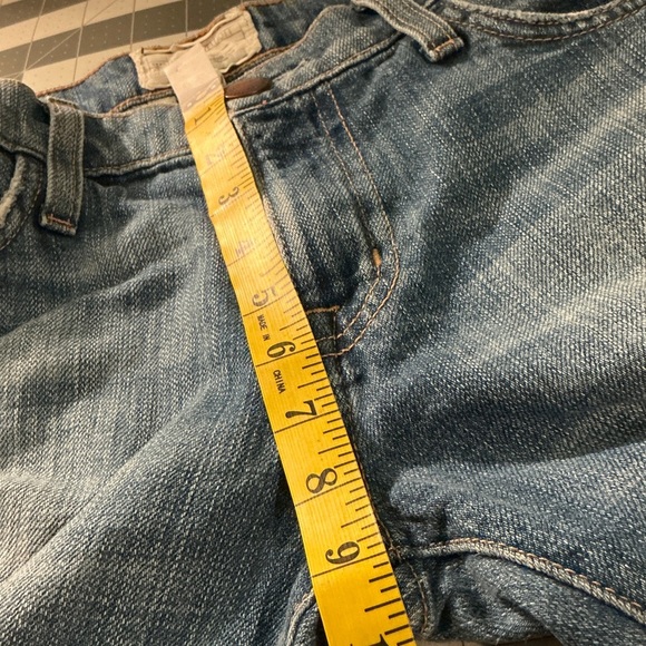 Current/Elliott Light Blue Distressed Cropped Jeans - Picture 11 of 11